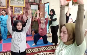 Bidan Doris Pasaribu, S.Tr.Keb : Buka Senam Ibu Hamil , Mengurangi Resiko Komplikasi Persalinan