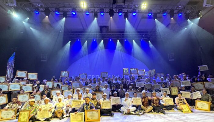 Sekretariat DPRD Jabar Mendapatkan Penghargaan Wira Dharma Jawa Barat 2025